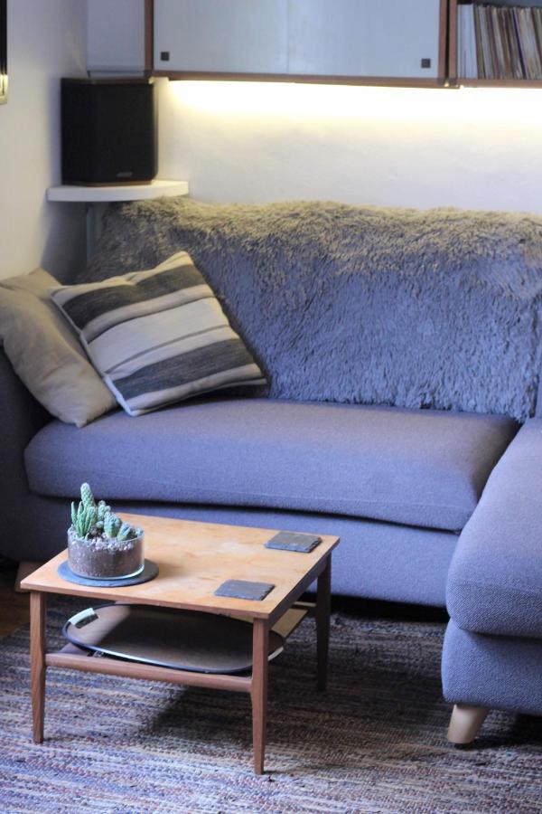 Traditional Victorian 2 Bed In Cobbled Street + Mod Cons - Full Home London Kültér fotó